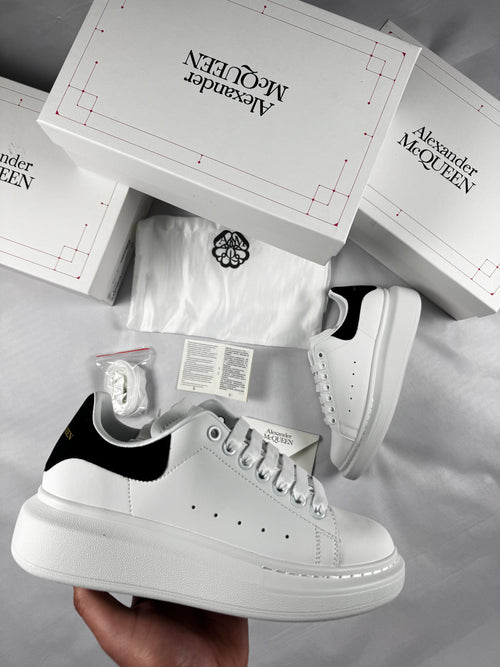 Alexander McQueen Blancas