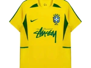 Camiseta Edición Especial Brasil x Stussy