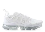 VAPORMAX PLUS